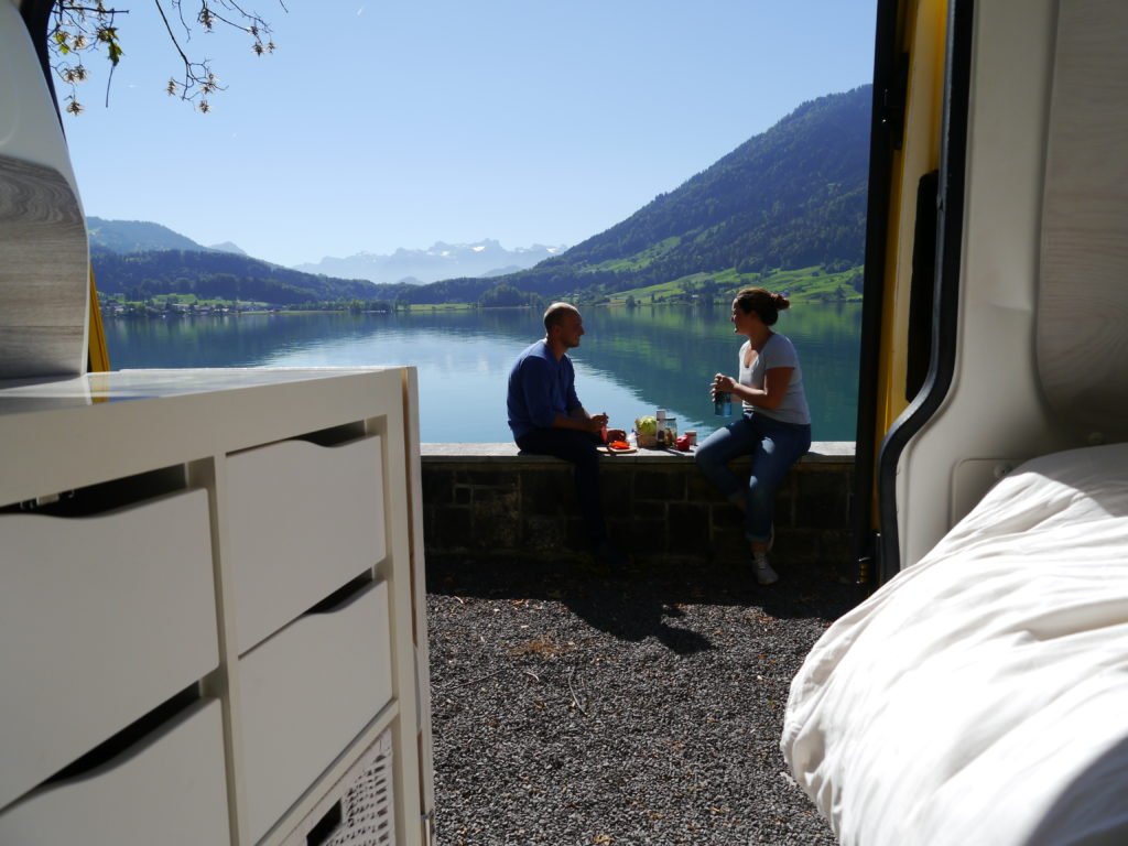 VW T5 Camper Ausbau VW Bus Bett Küchenblock Küchenmodul VW T5 Camper Ausbau VW Bus Bett Küchenblock Küchenmodul